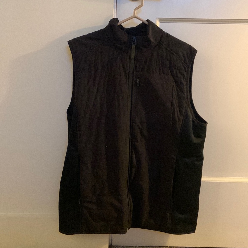 Peloton Lightweight puffer vest